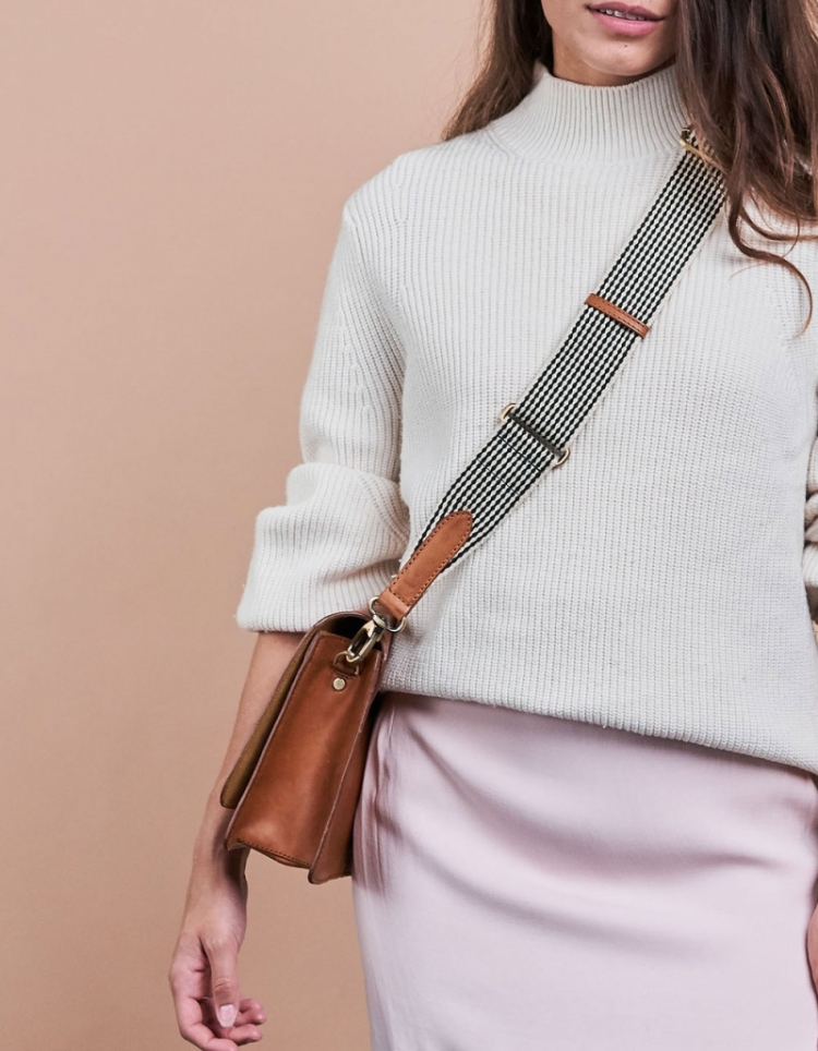 AUDREY ECO COGNAC CLAS