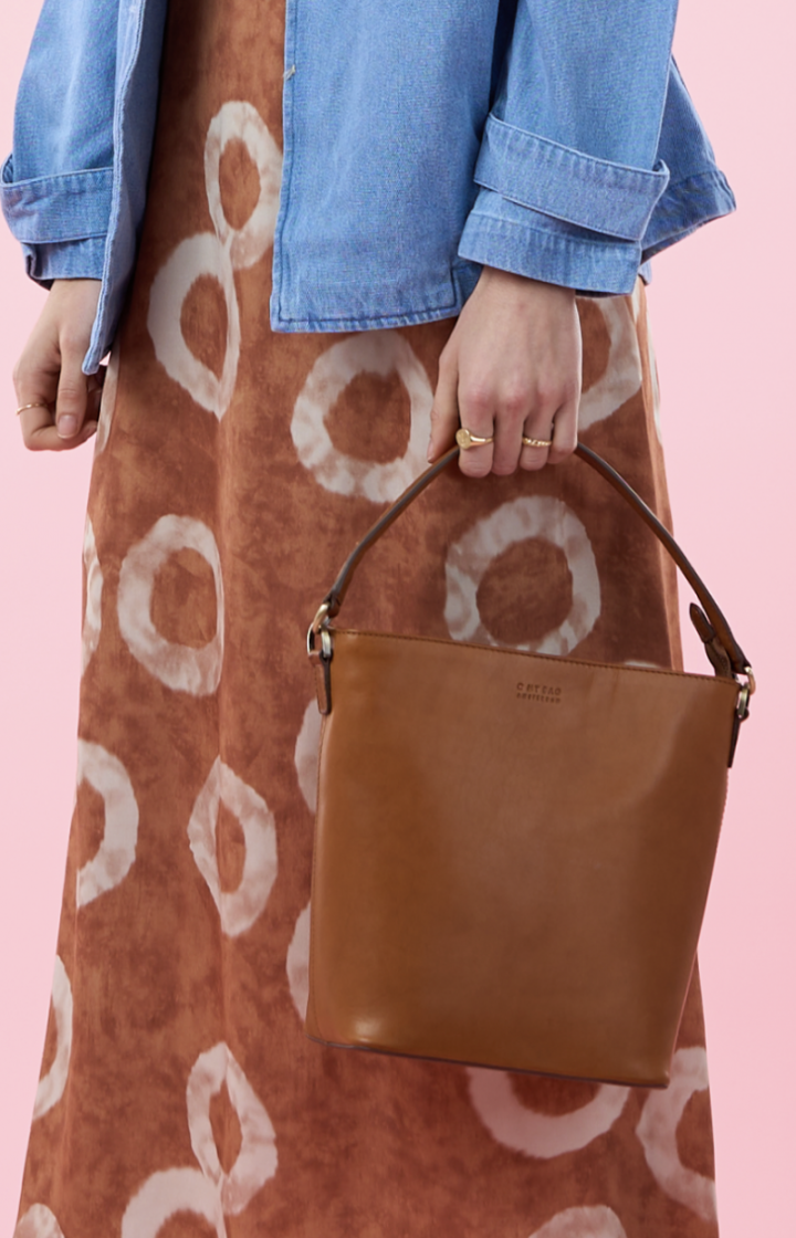 BOBBI BUCKET MAXI COGNAC