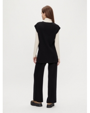 NYRA BLACK