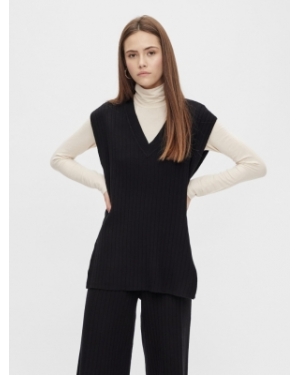 NYRA BLACK