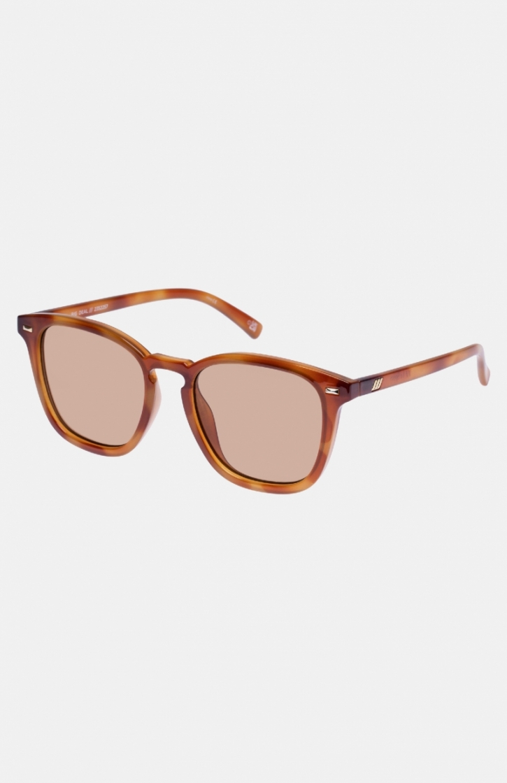 BIG DEAL VINTAGE TORT