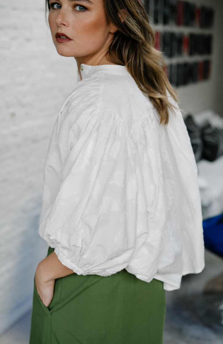 MAGDALENA WHITE LOTUS
