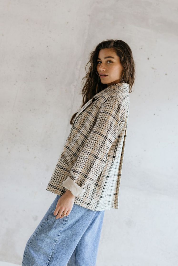 AMBRA SPRING CHECK