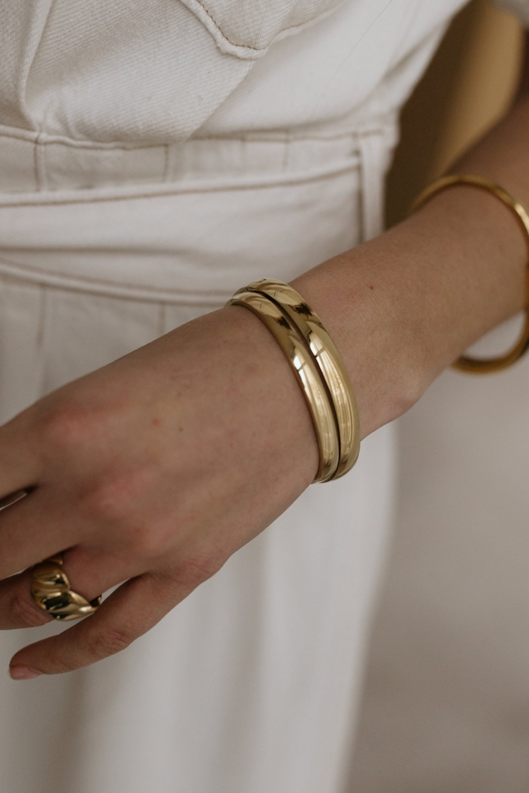 CHLOE MEDIUM GOLD