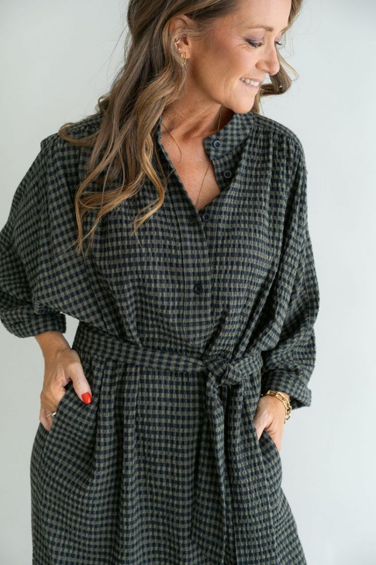 IVY NAVY GREEN