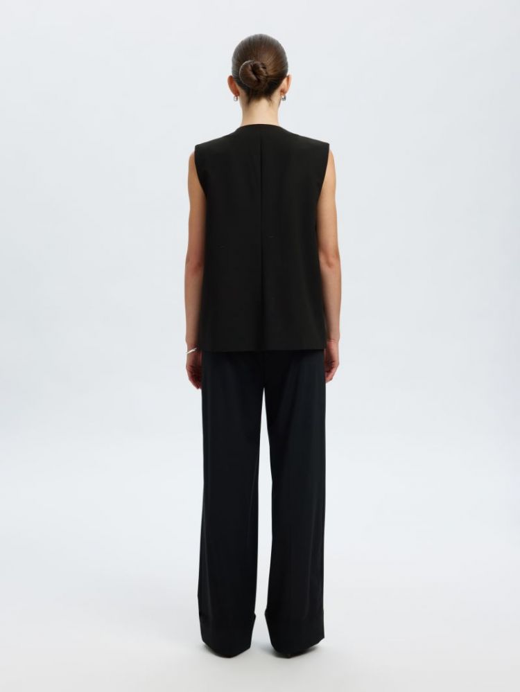 SLFAILA BLACK