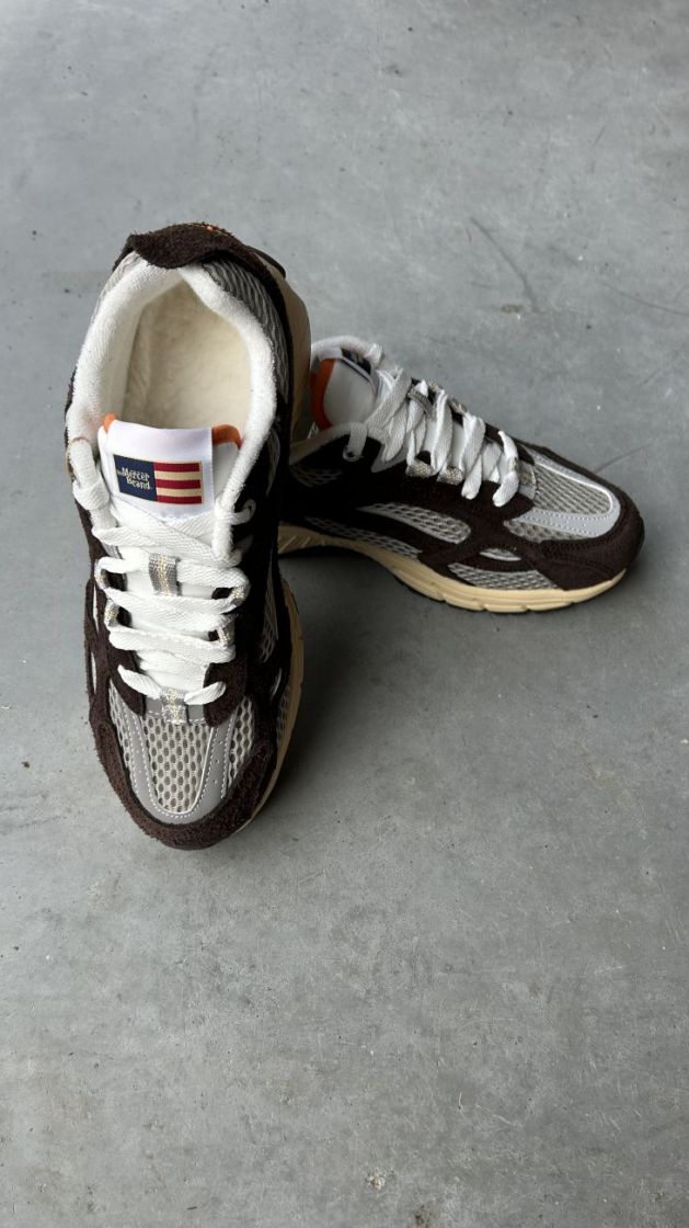RE-RUN AMERICANA BROWN