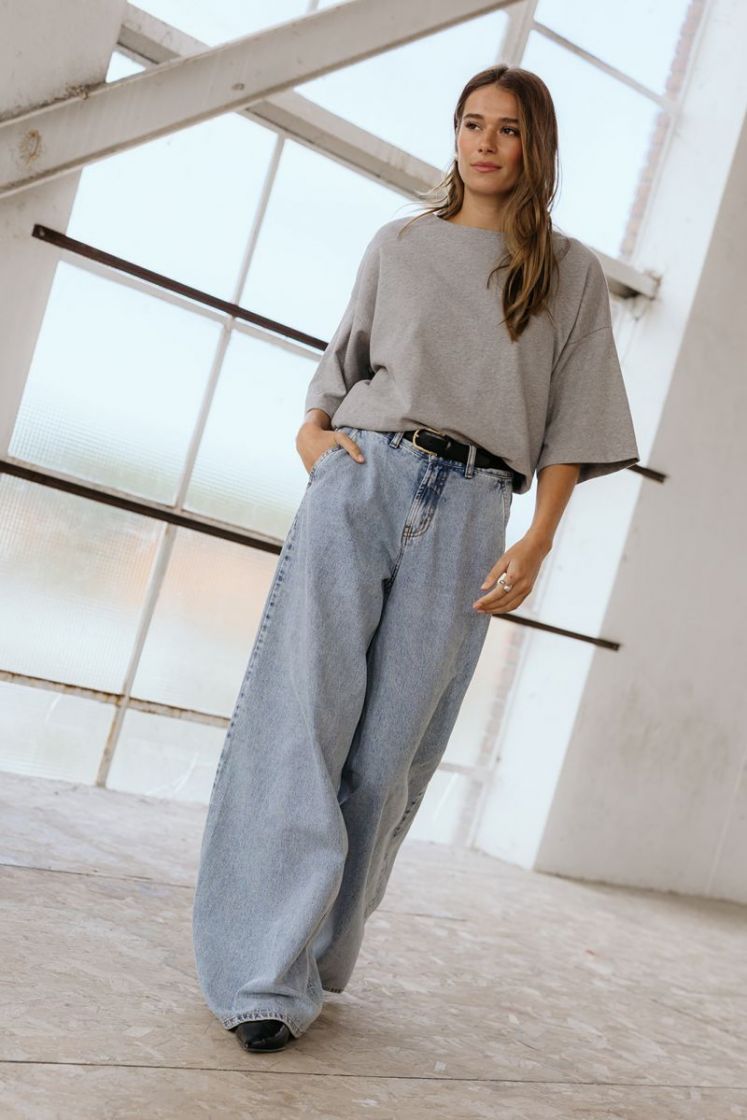 RAE O-NECK LIGHT GREY MELA