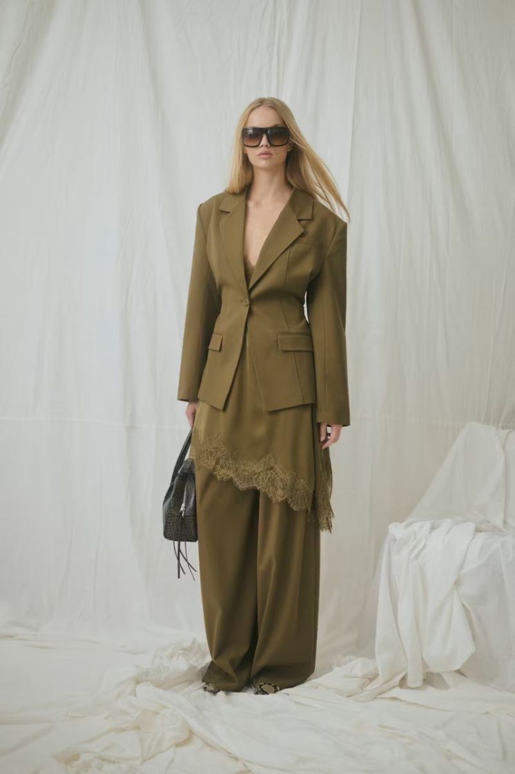 GZOLIVIA MILITARY OLIVE