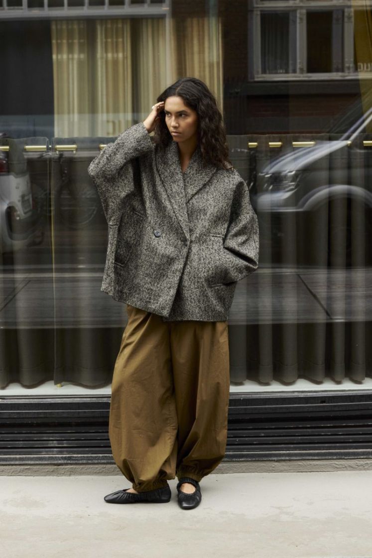 SLCOVA FEATHER GRAY