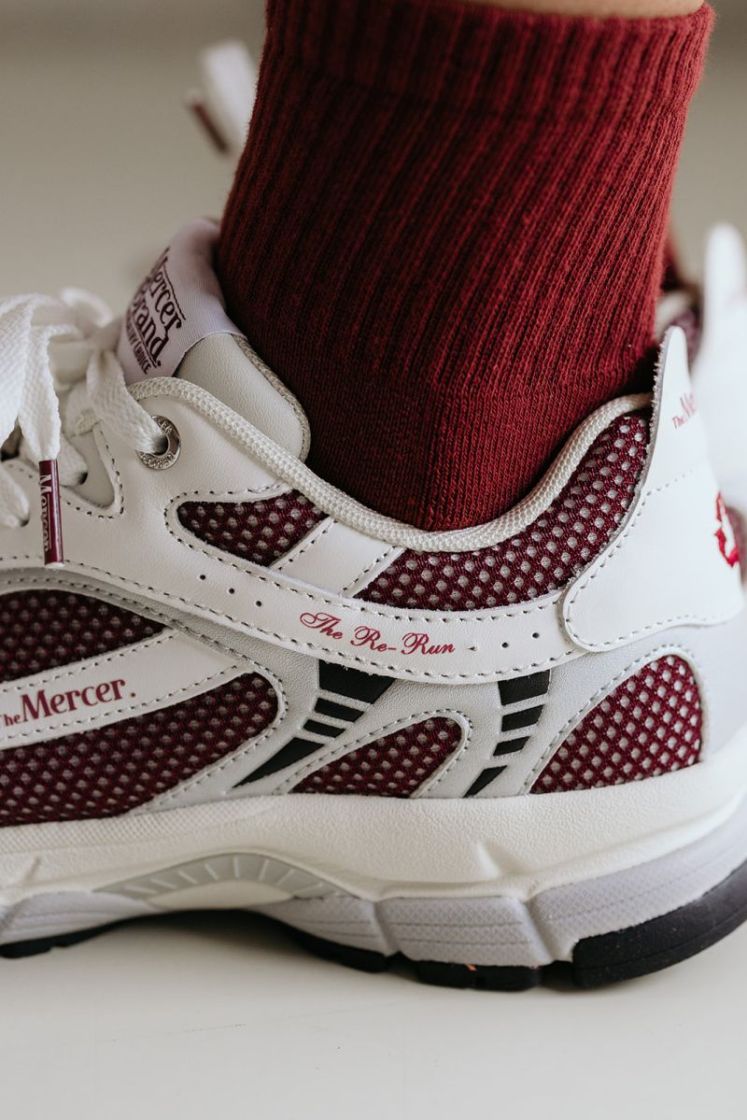 RE-RUN WHITE SILVER WHITE/RED