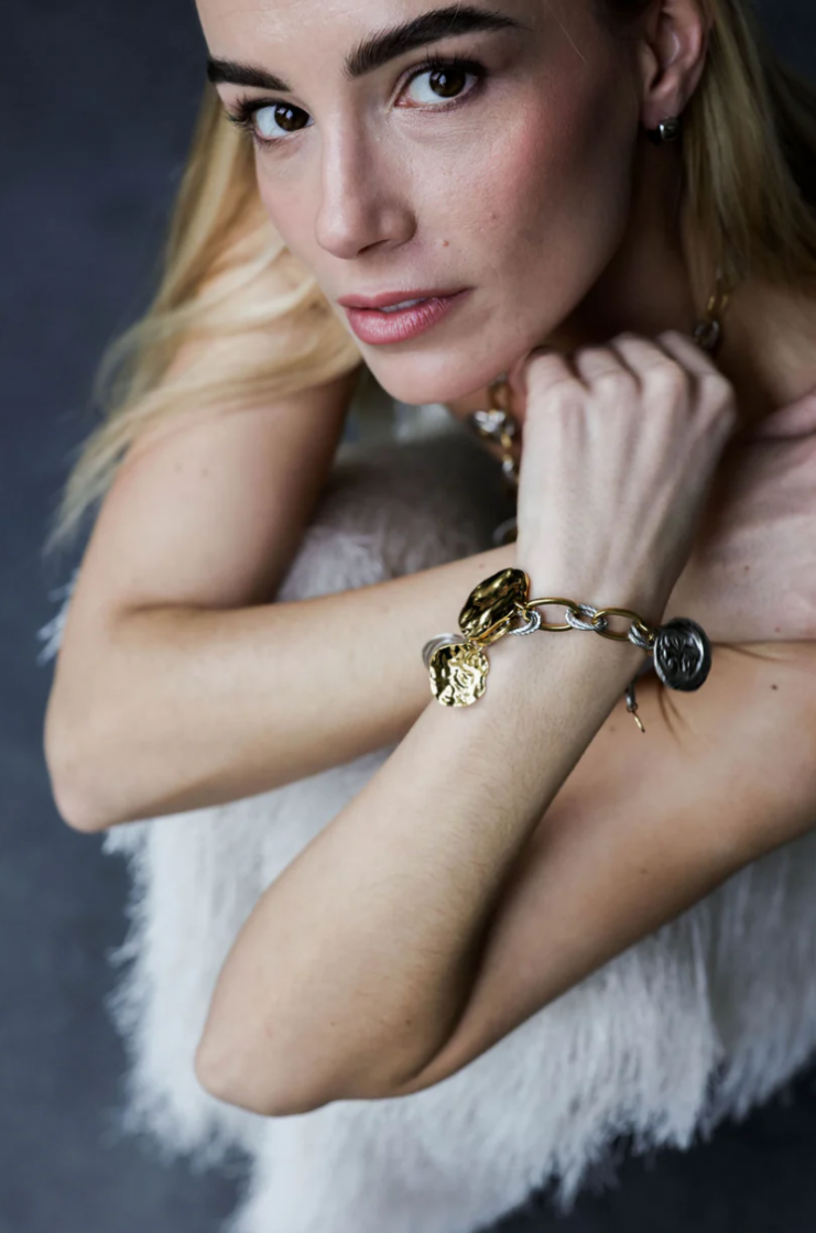 GISELE GOUD