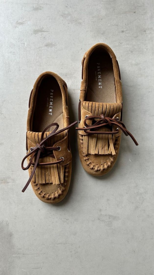 PAMAGDA TAN SUEDE