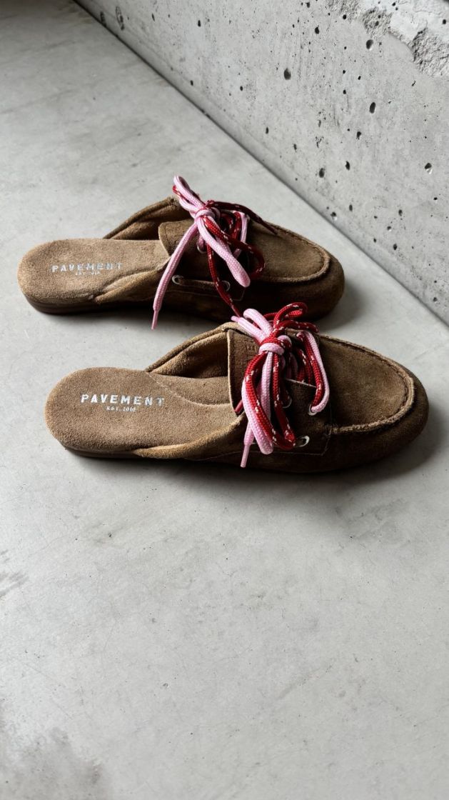 PAYASMA LACE TAUPE SUEDE