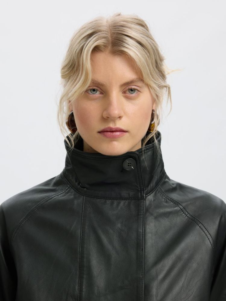 SLWZENIA BLACK