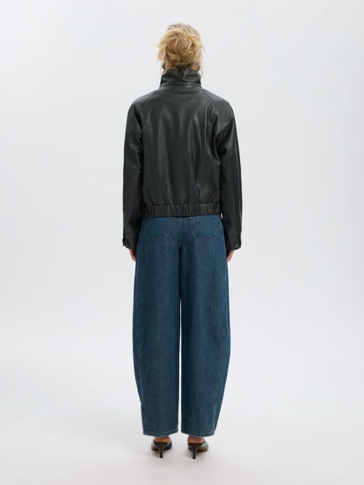 SLWZENIA BLACK