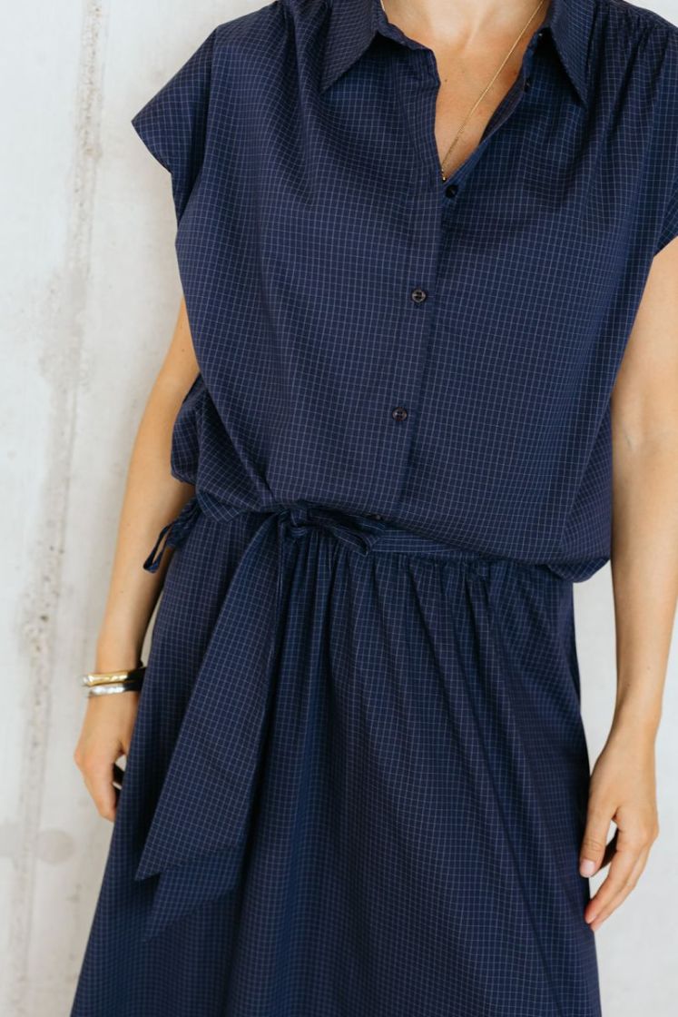 YASLEONA NAVY BLAZER CHE