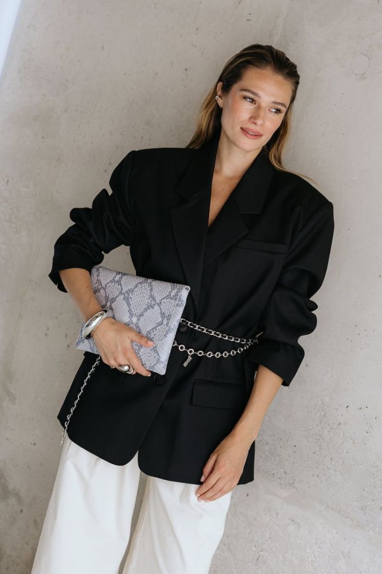 MEDIUM ENVELOPE PYTHON