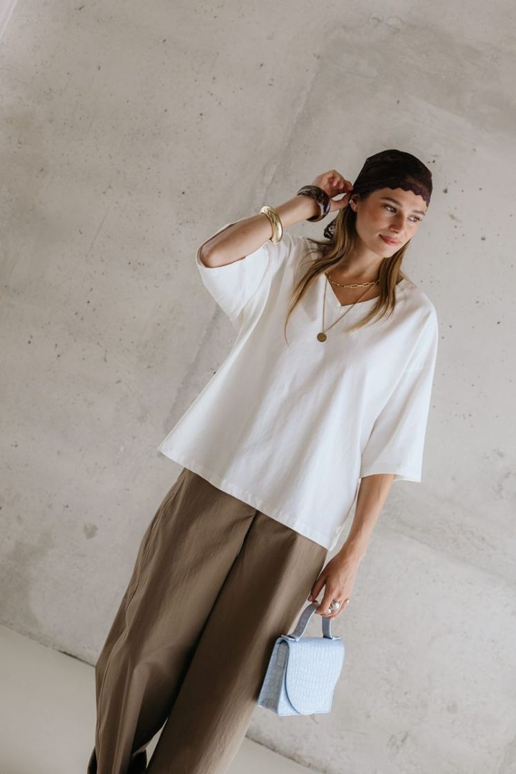 RAE DEEP V LUCENT WHITE