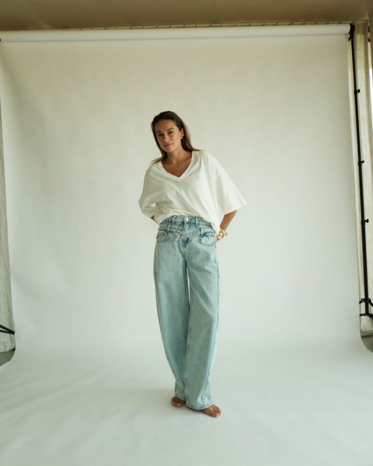 RAE DEEP V LUCENT WHITE