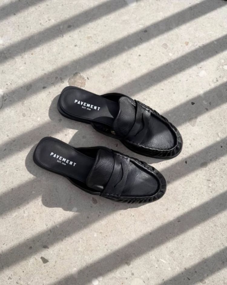 PAELMIRA BLACK